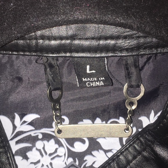 Size Junior L Black Vegan Leather Jacket - Picture 5 of 6